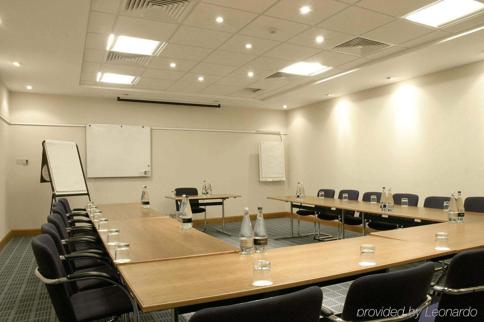 Holiday Inn Portsmouth By Ihg Exterior foto